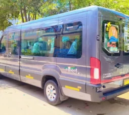 12 Seater Force Urbania